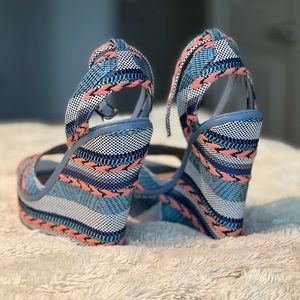 Cute Gianni Bini Wedges
